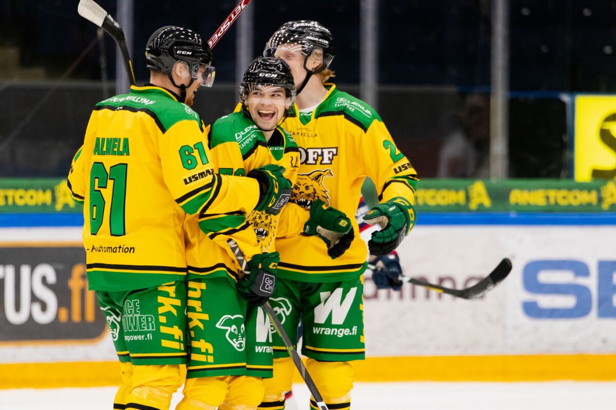 Ilvekselle Voitot Illan Molemmista Otteluista – Tampereen Ilves