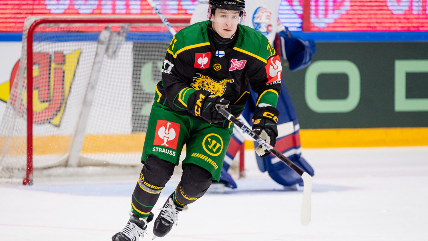 Adam Najman Ilves #71